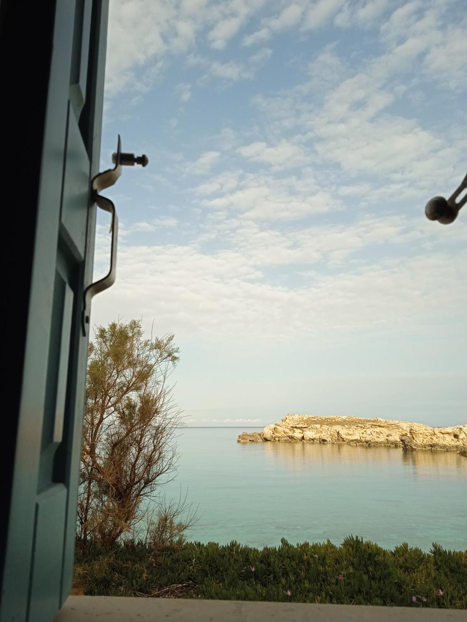 The Ship 2 Appartement Lefkos  Buitenkant foto